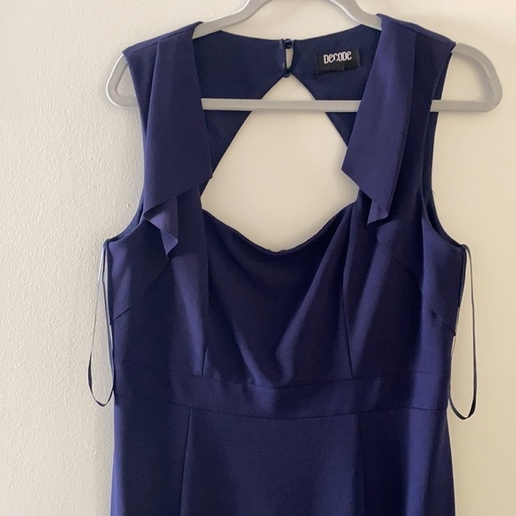 DECODE 1.8 - Sleeveless Long Dress. Navy. Size 12 - Picture 4 of 4